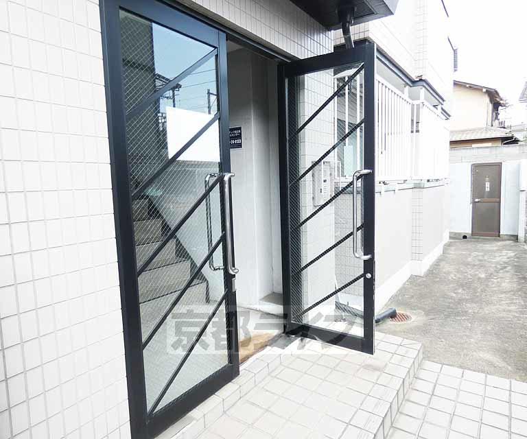 クイーンズコート郁