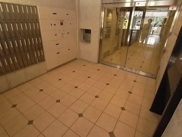 プレサンス三宮花時計前