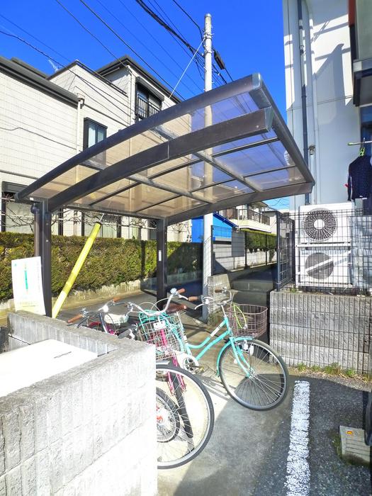 シャルレハイツ