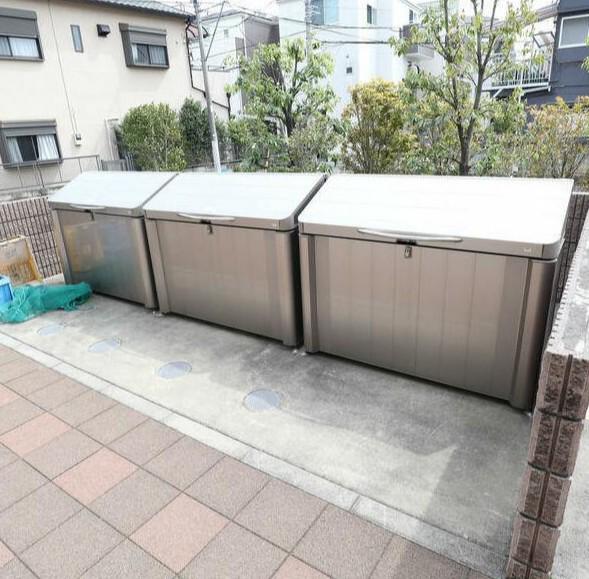 クロバーハイツA棟