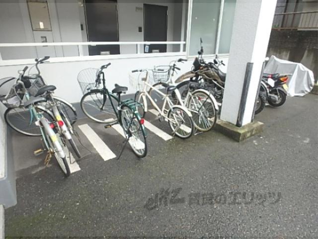 シャルル大津