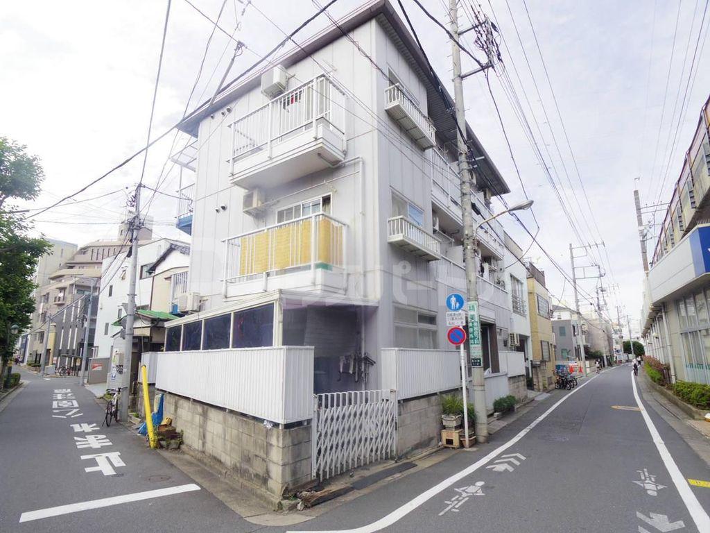 プレミアムフジタ