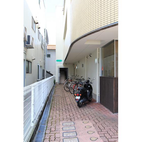 SUNSHINE HOUSE