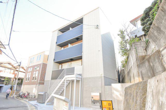 MEW STYLE APARTMENTS