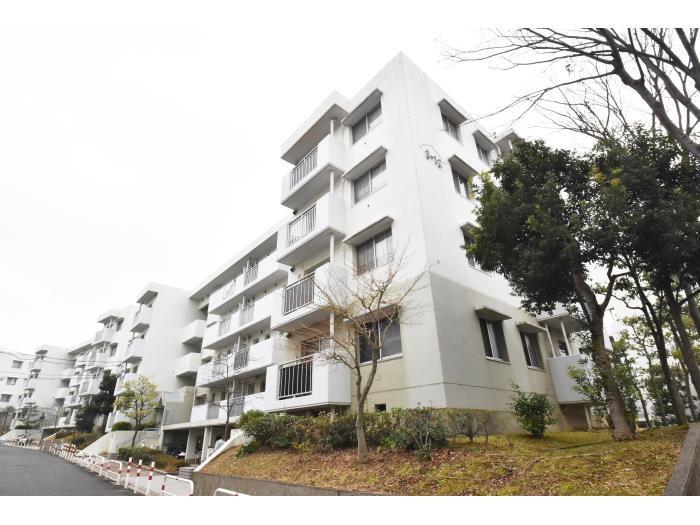 UR泉北城山台二丁団地12号棟