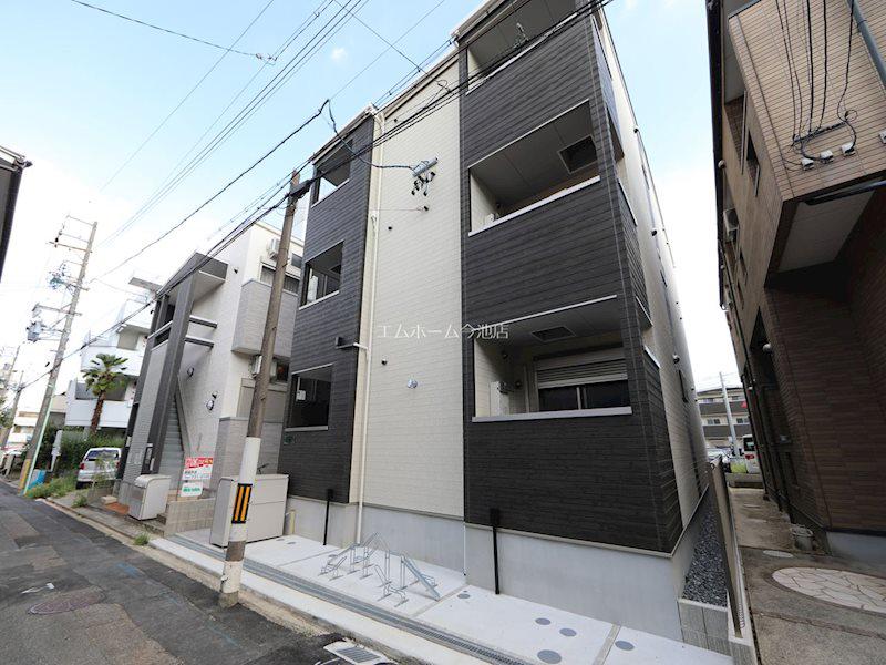 地下鉄鶴舞線 川名駅 徒歩3分 3階建 築1年