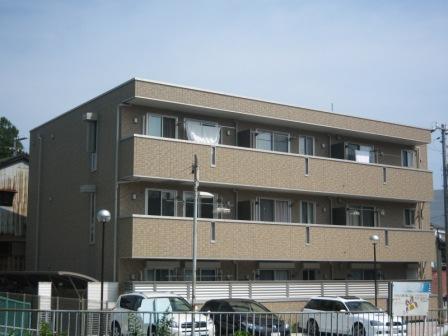 リバープレイス中山手