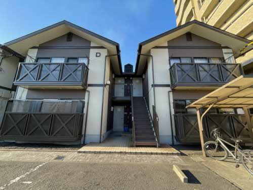 クレール高城新町 D棟