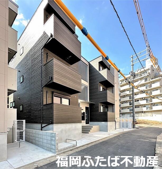 Q-STAGE桜並木駅前