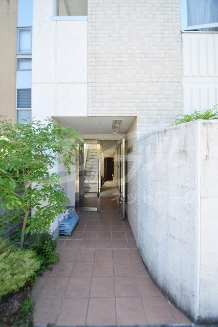 MOMOHOUSE高城町