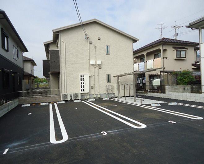 イーストヒルズ