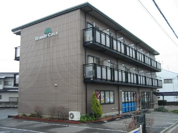 グランデカーサ