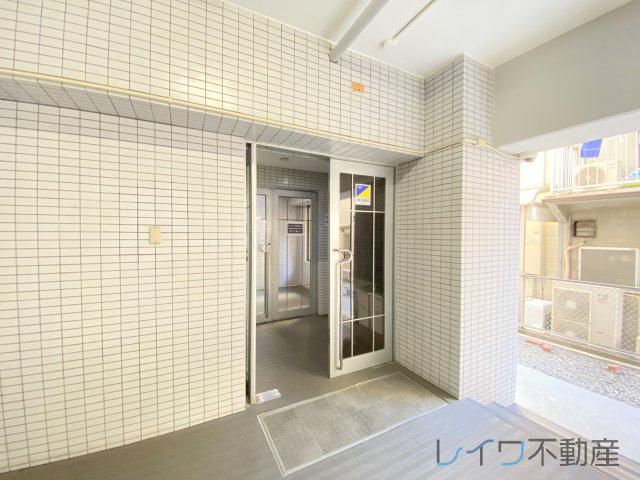 ノアーズアーク桃谷駅前