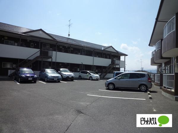 ランドパレス喜久田