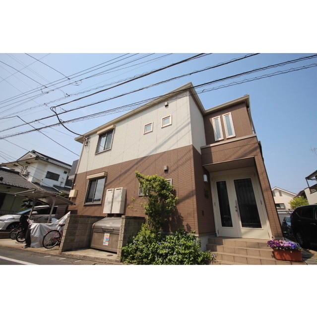 プレミアス
