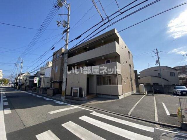 エソラ雄郡