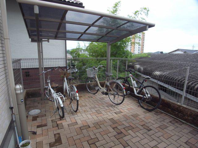 アクイラ伊川谷
