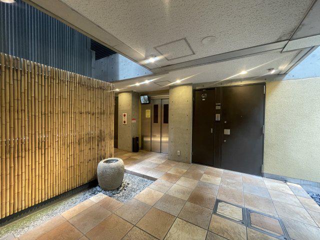 FLAT INN UESHI