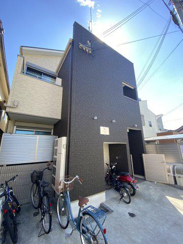 トラスティ本町