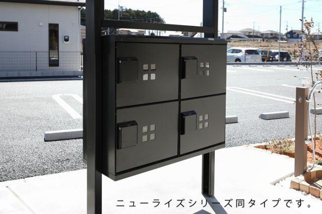 クレストコート瀬部 B