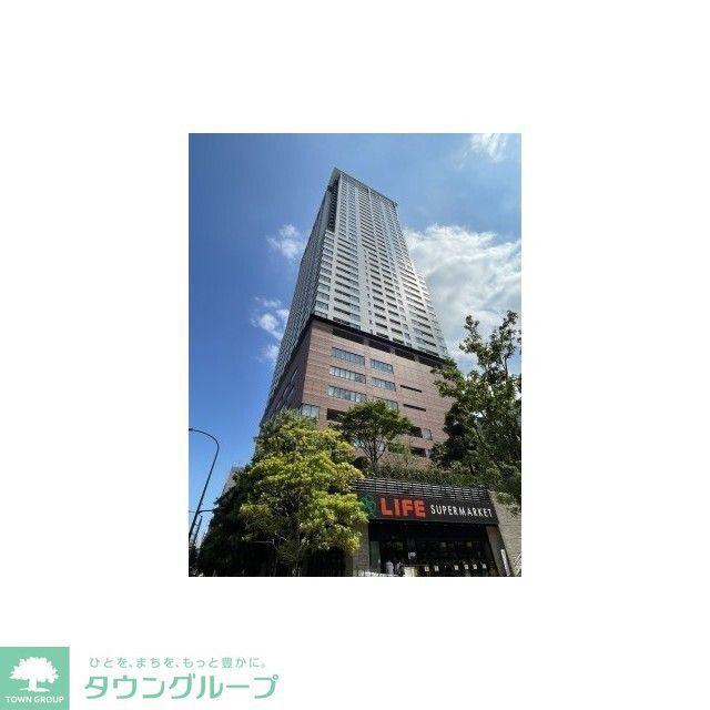 クロスエアタワー