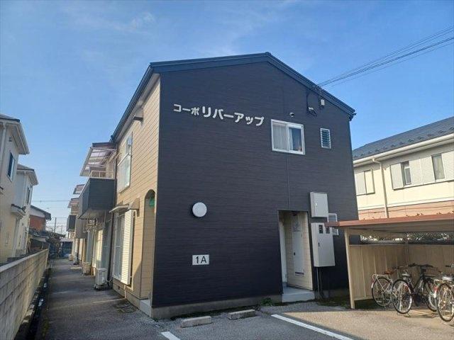 コーポリバーアップ