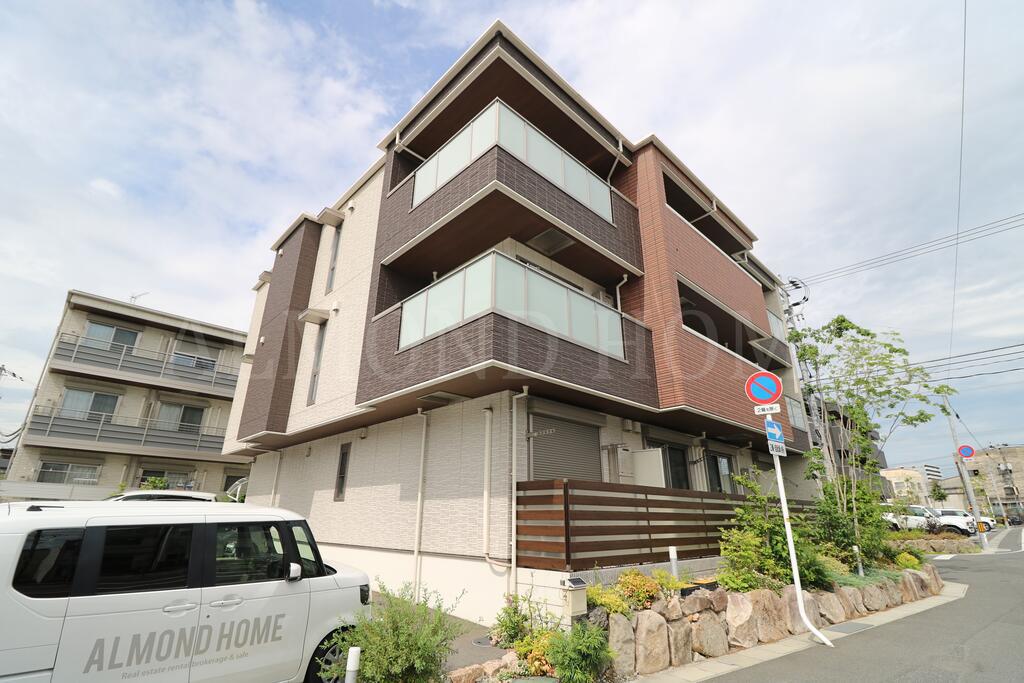 クレストヴェールVI