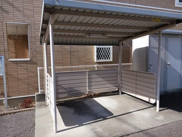 長野県佐久市 2階建 築18年