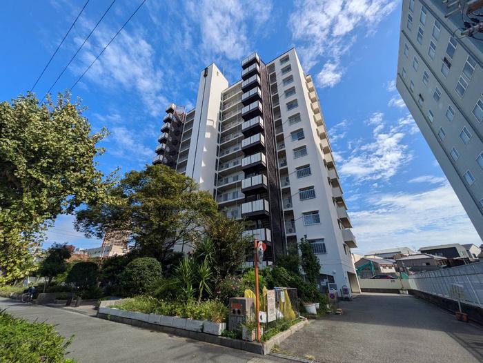 クローバーハイツ市岡