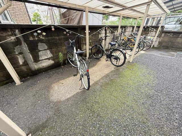シャイングロー鶴ヶ島