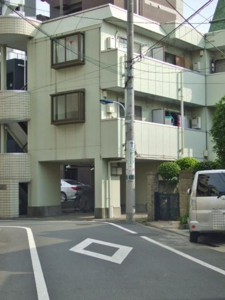 山城マンション