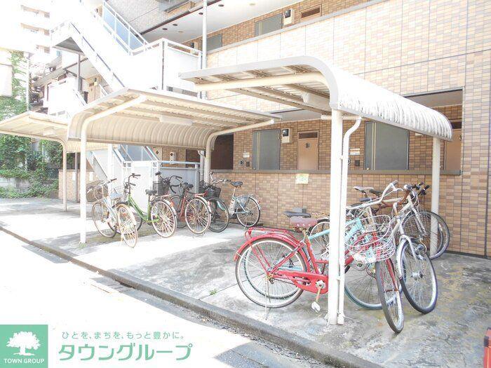 コアロード春日