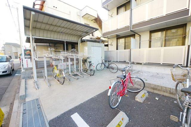 レオパレスOVIRA