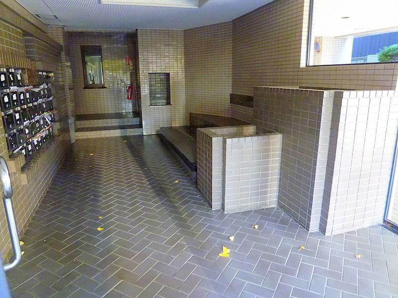 ユタカローズガーデンA12番館