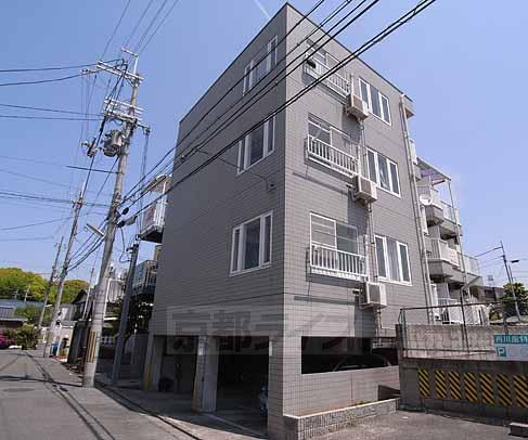 マンションA