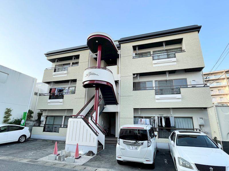 SUPREMEマンション