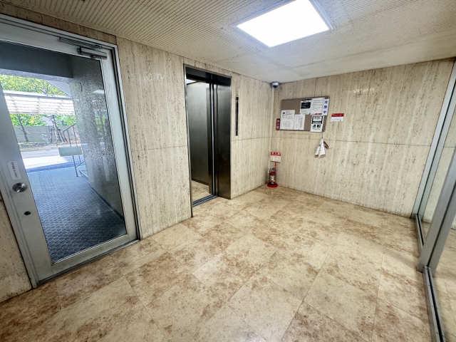 月見ヶ丘マンションD棟6ウエスト