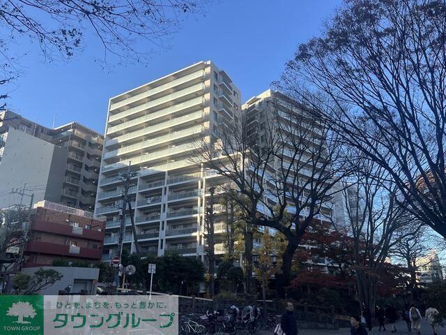 プレミスト大宮 氷川参道
