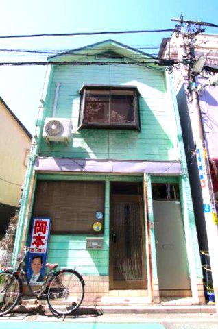 町屋3丁目戸建て(1K/2階)