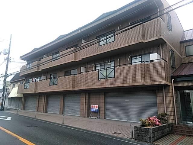 稲善マンション 住居
