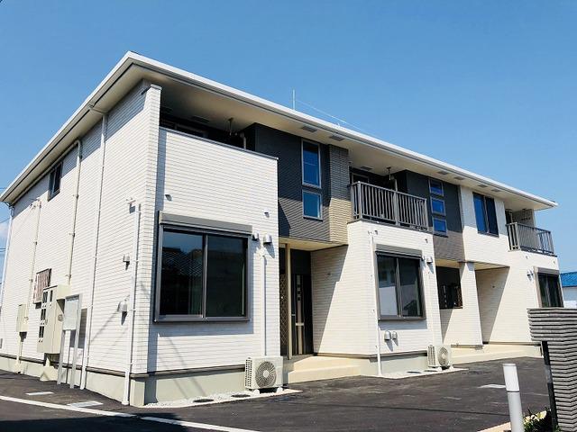 トレディア