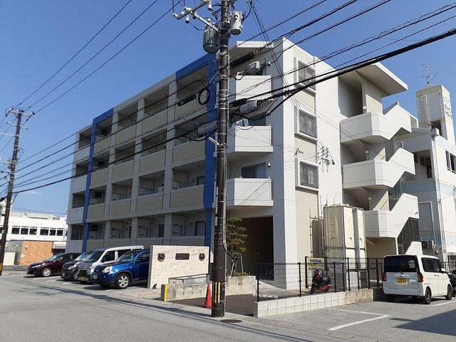石田シティ 銘苅