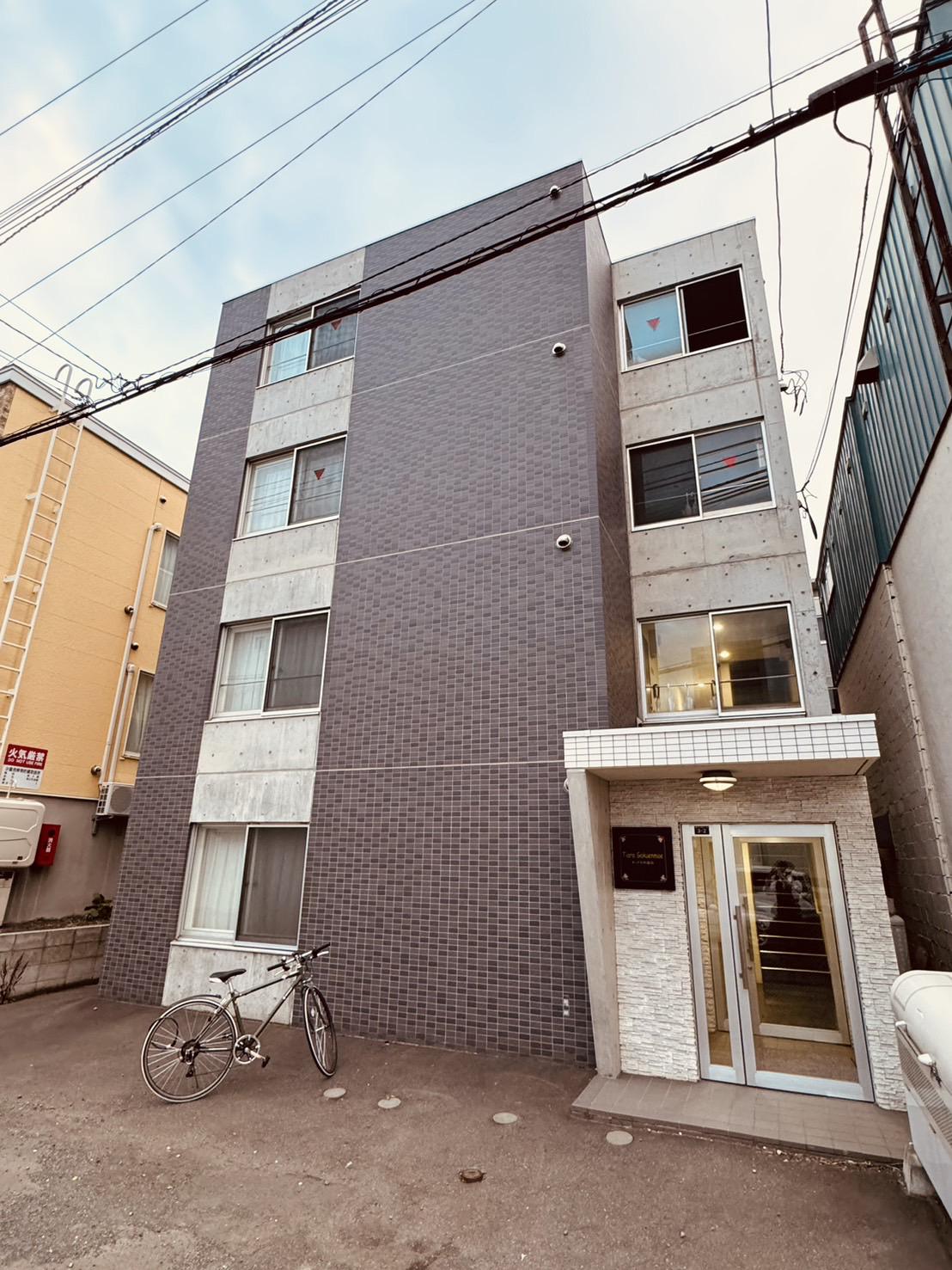 ティアラ学園前
