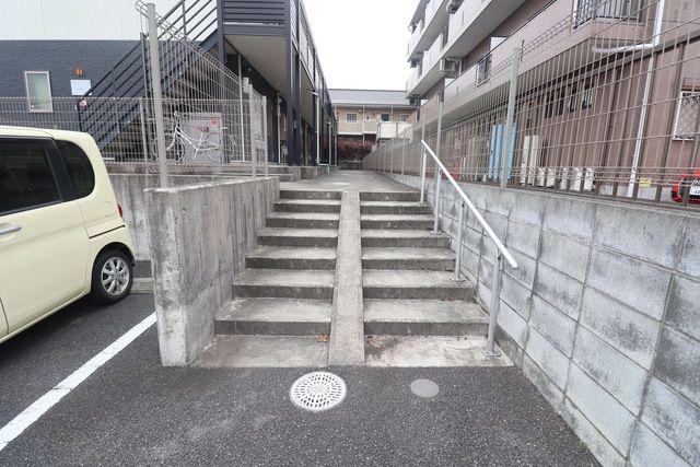 レオネクストカミオンダ