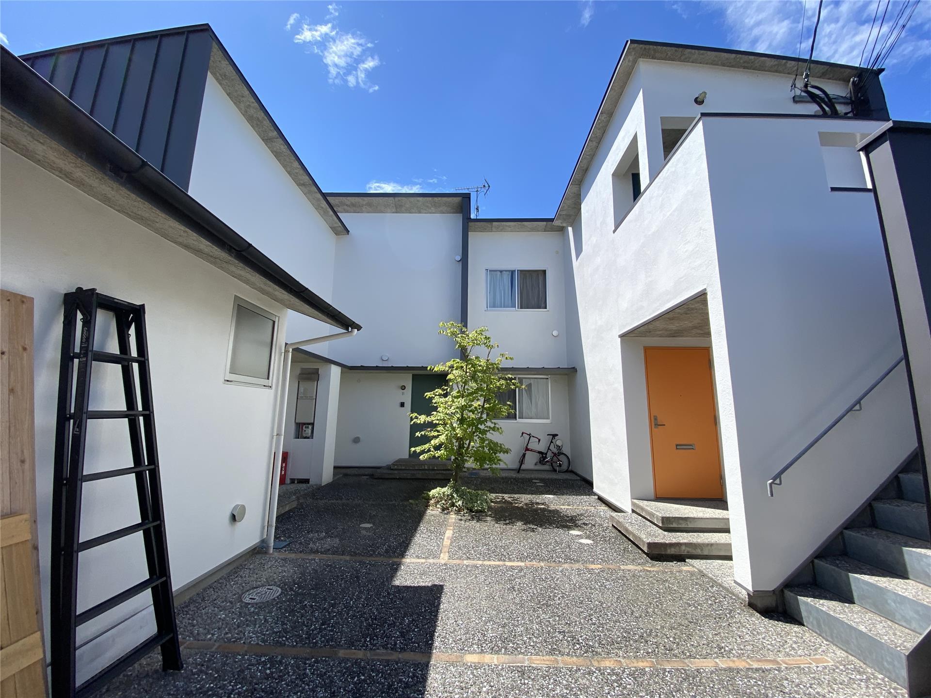 BAUM HAUSE・I