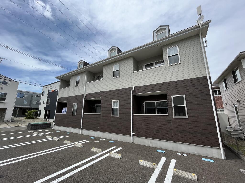 エアフォルク新田東II番館