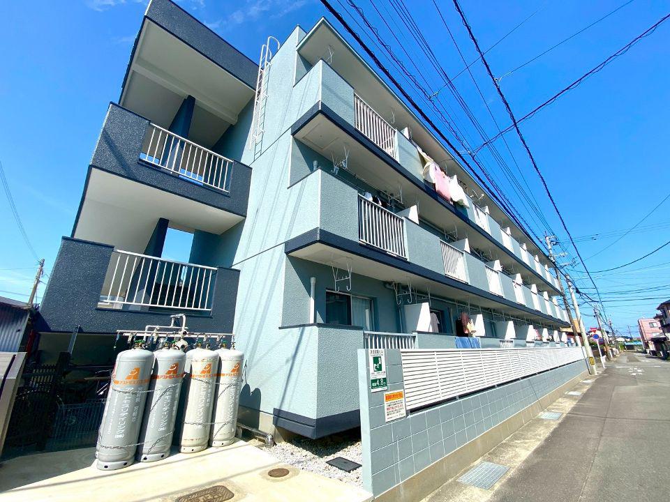 フラット横山