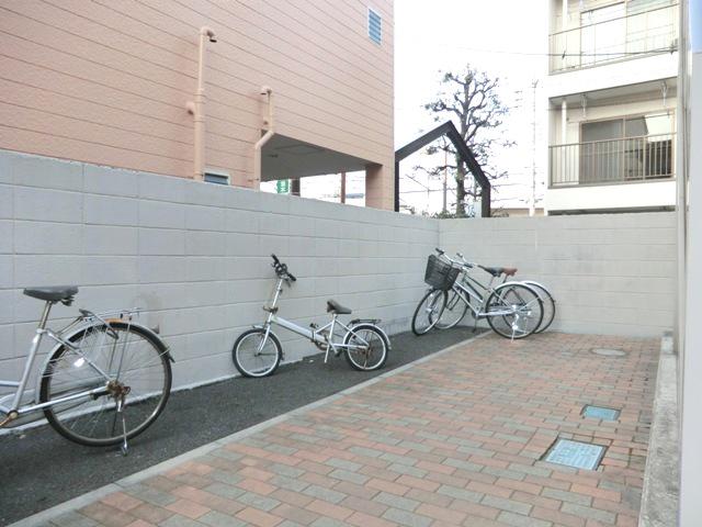 アムールAKIRA