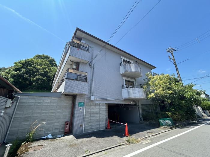 ラフィーネ東山