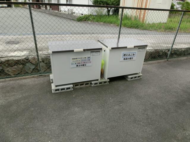 山内ハイツ